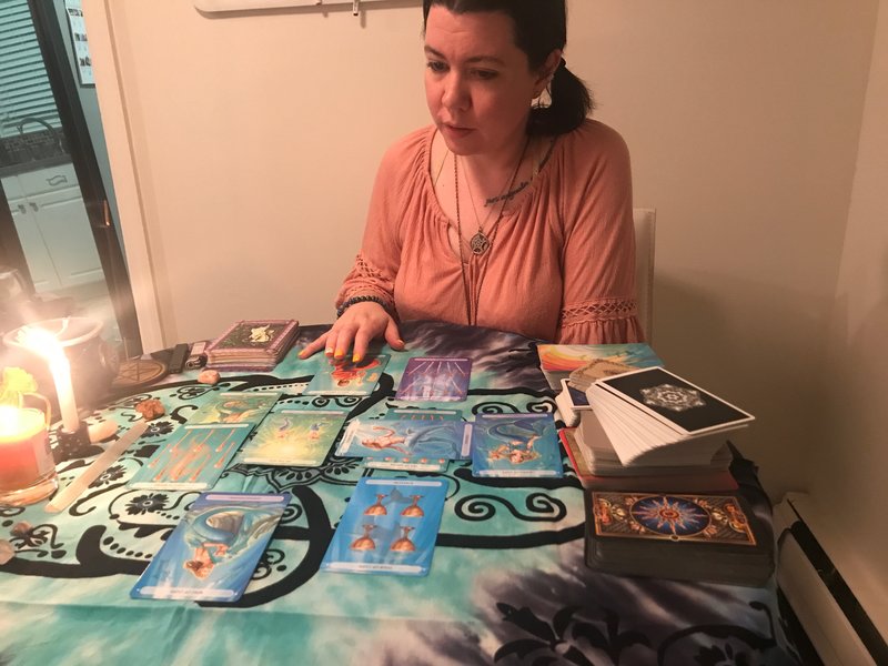 Different Spreads in Tarot Layouts